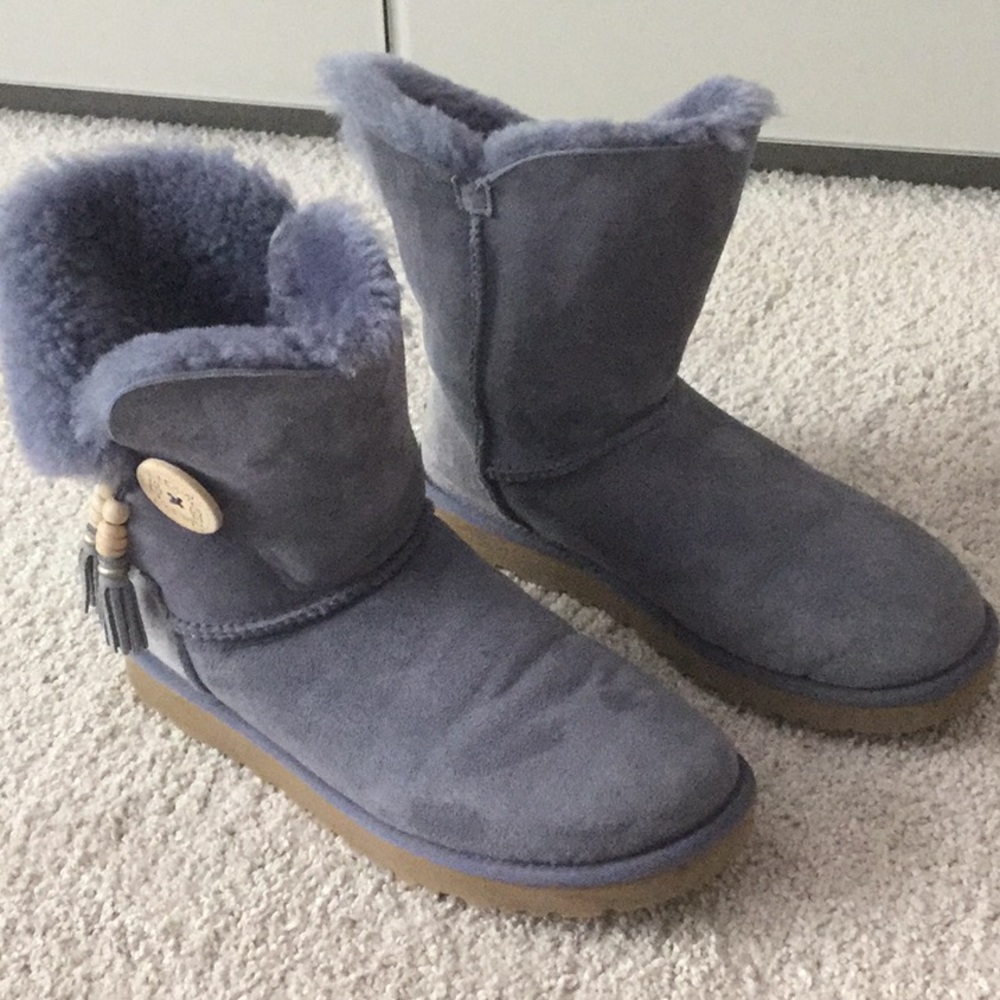 UGGS button boots